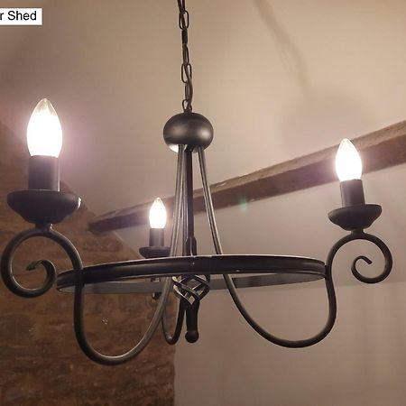 Cotswold Cottage Bed & Breakfast Luckington Esterno foto