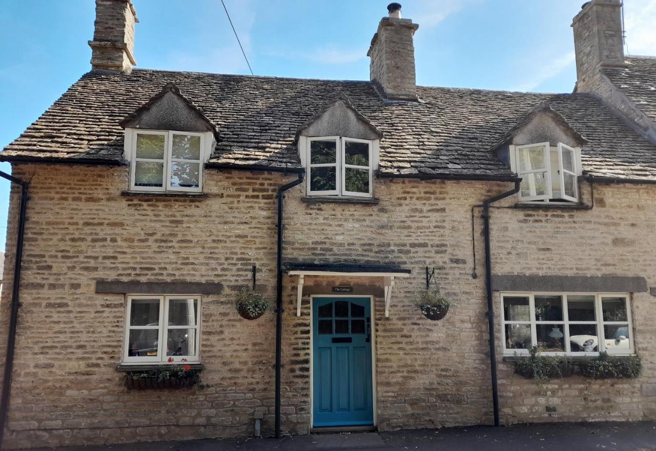 Cotswold Cottage Bed & Breakfast Luckington Esterno foto
