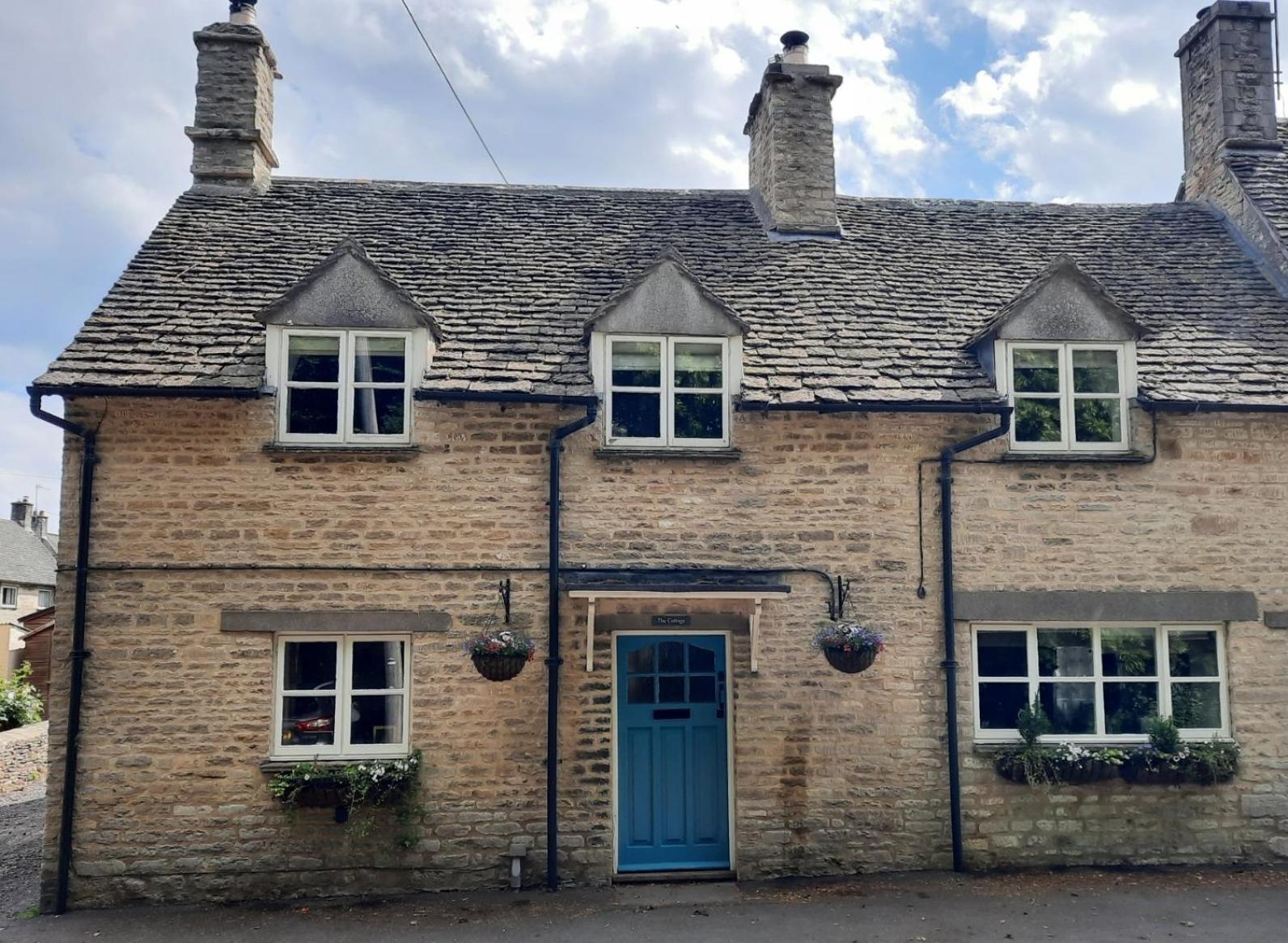 Cotswold Cottage Bed & Breakfast Luckington Esterno foto